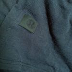 Lululemon  Athletica Tie-Waist Breathable Short Sleeve Navy 4 Photo 4