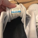 Mizuno  Women's Wave Rider 25 Running Shoe Size 11 Photo 5