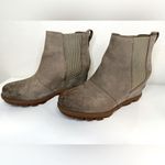 Sorel Joan of Arctic Wedge II Chelsea Taupe Ankle Boots Size 9 Photo 2