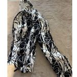 St. John Sport Black & White Floral Zip Photo 8