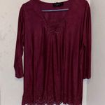 ISABEL HAYLEY BRAND MAROON TOP 3/4” SLEEVE LACE UP TIE IN FRONT LACE LIKE CUTOUT Red Size L Photo 0