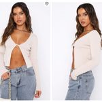 White Fox Boutique  Runway style long sleeves knit SZ S Photo 1