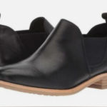 Clarks  EDENVALE PAGE BLACK LEATHER  SLIP ON CHELSEA STYLE BOOTIES Size 7 Photo 0