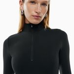 Aritzia NWOT Babaton Contour Linear Long Sleeve Top Photo 3