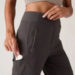 Athleta  Size 16 Shale Gray Trekkie North Tapered Loose Jogger Travel 
Quick dry Photo 2