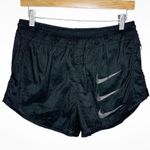 Nike Women's Triple Swoosh Running Division Tempo Shorts Black Size L NEW NO TAG Photo 1