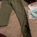 Johnny Was  Rita embroidered leggings olive green xs Photo 8