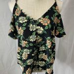 Sweet Wanderer cold shoulder top Photo 0