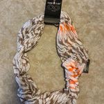 D&Y  FIGURE 8 MULTI-LOOP SCARF NWT Photo 0