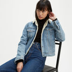 Levi's Original Sherpa Trucker Jacket Sz Small Photo 0