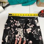 Victoria's Secret VS Incredible Essential Legging 24" Inseam Floral Workout Exercise Pants Size 4 Photo 5
