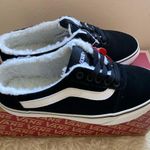 Vans NWT
Ward Women's Sherpa-Lined Suede Mules Photo 3