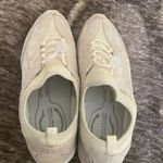 Rockport Walking Shoes Women’s Size 6.5 White Photo 4