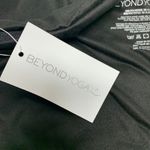 Beyond Yoga  Pocket Infinity Scarf Black  NWT Photo 4