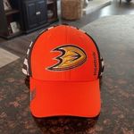 Reebok  center ice DUCKS Hockey hat Photo 0