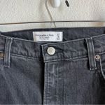 Abercrombie & Fitch 90’s Straight Ultra High Rise Photo 2