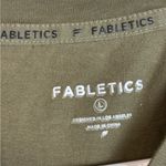 Fabletics Woman’s Olive Green Casual Short Sleeve Running Activewear Crop Top Photo 2