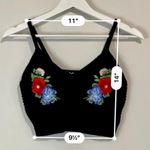 American Eagle Outfitters Women’s Crochet Embroidered Tank Top Crop Size XS EUC Photo 3
