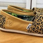 Toms National Geographic Alpargata Leopard Print Slip On Shoes Tan 8.5 Photo 6