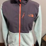 The North Face  Denali Women’s Medium Mint Green/Gray Full ZIP Jacket Photo 0