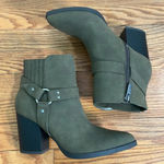 Indigo rd. ankle moto booties block heel green size 7.5 Photo 5