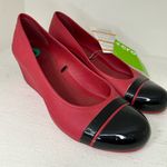 Crocs  Women's Red and Black Wedges Photo 0