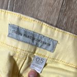 Chico's Yellow Women's Cropped Jeans EUC Photo 1