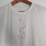 Lululemon Pineapple Workout muscle Hustle tee size 8 never worn Photo 4