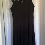 AVENUE PLEATED BLACK DRESS WITH LACE YOKE. Sz: 2X Photo 0