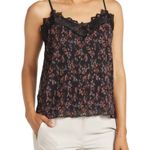 New Everleigh Lace Trim Floral V Photo 3