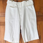 Studio 1940  Women's White Capri Shorts.  Size 12. Classic Photo 0