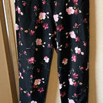 Terra & Sky  Women's slacks - Black and Pink 0X Photo 0