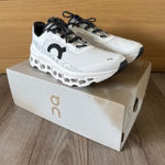 on cloud  Women’s Cloudmonster Shoes Photo 0