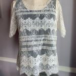 White House | Black Market ivory lace top with scalloped short sleeves and hem S Photo 0