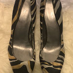 Nine West Black and Gold Heels with Pointed Toe Photo 0