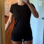 Lululemon  Swiftly Tech Short Sleeve 2.0 Black Photo 1