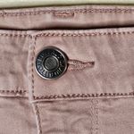 Buffalo David Bitton Bufallo David Bitton Samuella Mid Rise Bermudas in Size 28 / 6 in Salmon Pink Photo 2