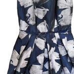Carmen Marc Valvo Navy White Sleeveless Floral Print Knee-Length Dress size 0-2 Photo 3
