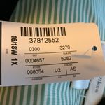 cj banks NWT 1X light green color vest. Full zip front. Photo 6