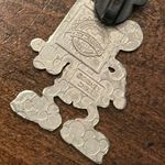 Disney ⭐️ Parks Booster Collection Oh Mickey Angry Mickey Trading Pin 2010 Y2K Photo 2