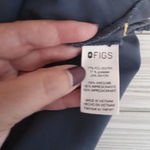 FIGS  midnight blue pocket v neck scrub top women's size Medium Photo 4