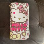 Hello Kitty 😇NWOT  Zip Around Wallet Photo 0