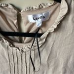 Lavila ruffle Photo 1