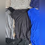 Old Navy Lot of maternity short sleeve T shirts basics short sleeve tees neutrals medium Photo 2