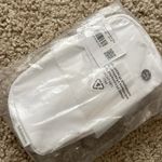 Lululemon NWT white everywhere belt bag 1L Photo 2