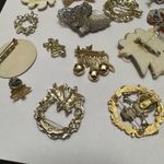 Christmas Holiday Brooch Pins Lot Of 17 For Crafts Projects Or Repair Photo 10