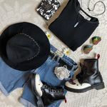 Kathie Lee 90s black long sleeve top Photo 3