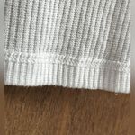 Bobeau (S) white cardigan handkerchief hem with wood button Photo 2