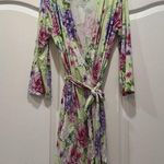 Posh Peanut Bamboo Women's Floral Print Robe size SMALL Sleepwear Green Size M Photo 0