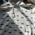 Nike Allover Logo Pullover Hoodie Women’s XS White Black Print Fleece Sweatshirt Photo 7